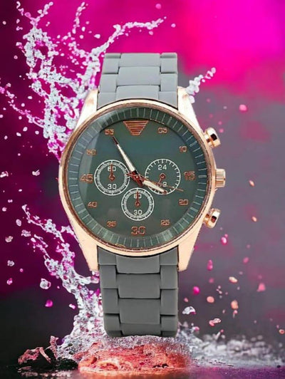 Men’s Stainless Steel Analog Watch – Round Dial, Textured Strap, 12-Hour Display